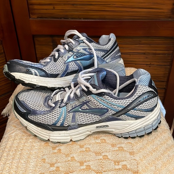 Adrenaline Asr Brooks Adrenaline Gts 10 Womens Green Brooks